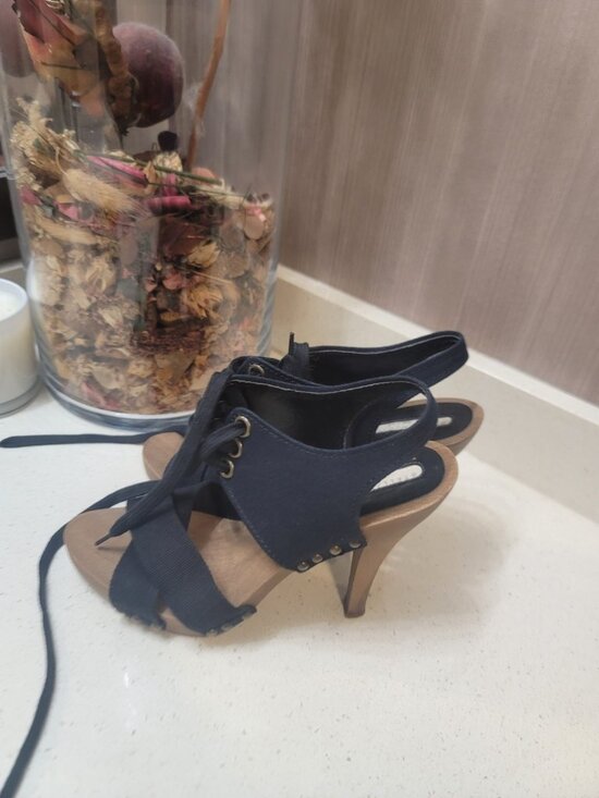 Stella McCartney Leda Castillo Lace-up Heels Sandals  Stella McCartney Leda Castillo Lace-up Heels Sandals Platforms Sz 37/6.5 Black